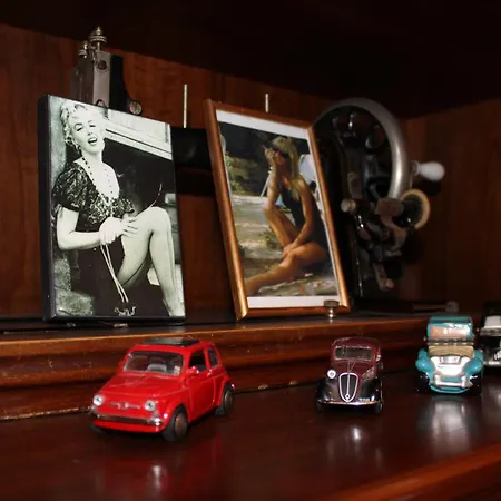 Oda ve Kahvaltı Marilyn *