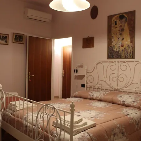 Oda ve Kahvaltı Marilyn