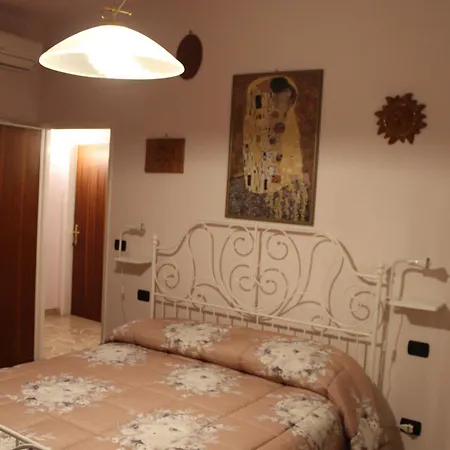 Marilyn Bed and breakfast